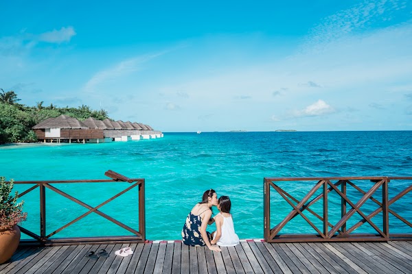 S & B Family Portrait at Dusit Thani Maldives, Dusit Thani Maldives, Baa Atoll, Maldives — frame 40