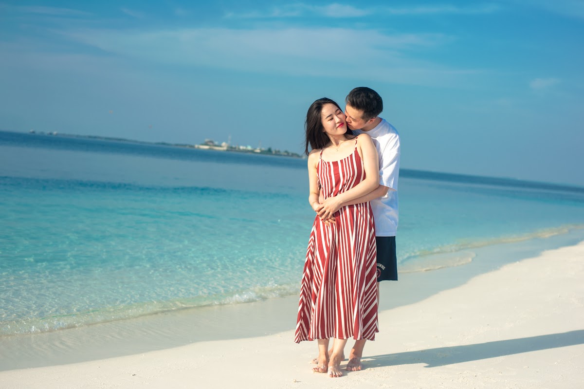 J & W Proposal Proposal at Cocoa Island — frame 4