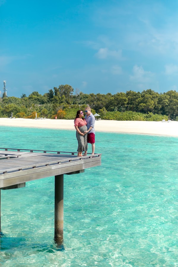 N & J Maternity Portrait at Vakkaru Maldives — photographed at Vakkaru Maldives, Baa (South Maalhosmadulu) Atoll — frame 7