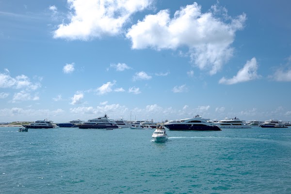 TIFFANY BLANC 14 - Luxury Yacht Charter, Maldives — frame 38