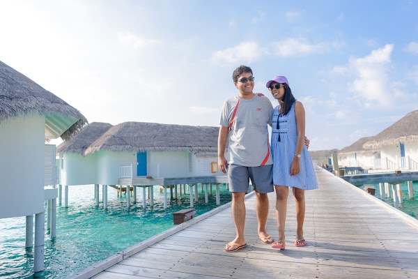 I & S Anniversary Portrait at Centara Grand Island Resort & Spa Maldives — photographed at Machchafushi Island Resort & Spa Maldives, The Centara Collection, Alifu Dhaalu (South Ari) Atoll — frame 3