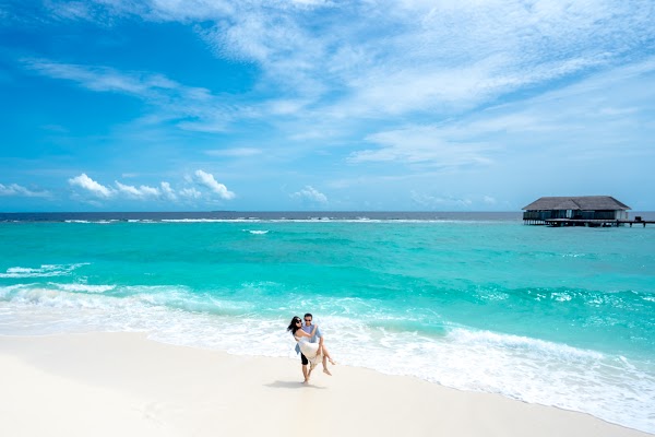 S & B Family Portrait at Dusit Thani Maldives, Dusit Thani Maldives, Baa Atoll, Maldives — frame 38