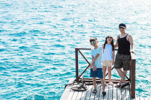 S & B Family Portrait at Dusit Thani Maldives, Dusit Thani Maldives, Baa Atoll, Maldives — frame 24