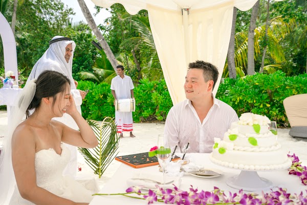 K & W  Elopement at Constance Halaveli Resort — photographed at Constance Halaveli Maldives, Alifu Alifu (North Ari) Atoll — frame 4