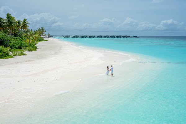 A & M Family Portrait at Jumeirah Maldives Olhahali Island, Jumeirah Maldives Olhahali Island, Kaafu Atoll, Maldives — frame 25