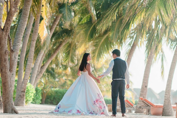 A & C Pre-Wedding Portrait at Club Med Kanifinolhu, Club Med Kanifinolhu, Kaafu Atoll, Maldives — frame 17