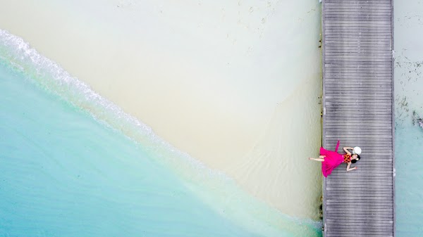 V & J Family Portrait at Lux South Ari Atoll, Maldives — frame 9