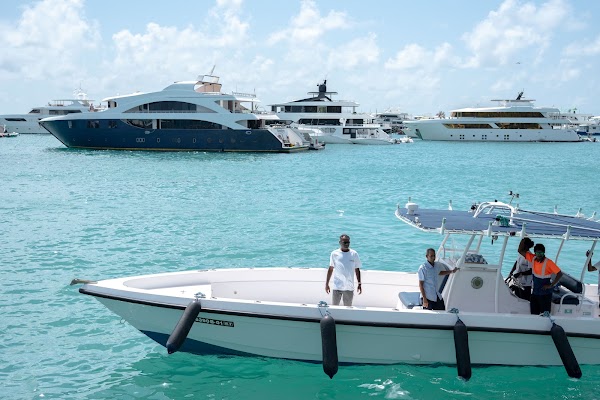 Brands photography in the Maldives by Asad Photo — frame 2