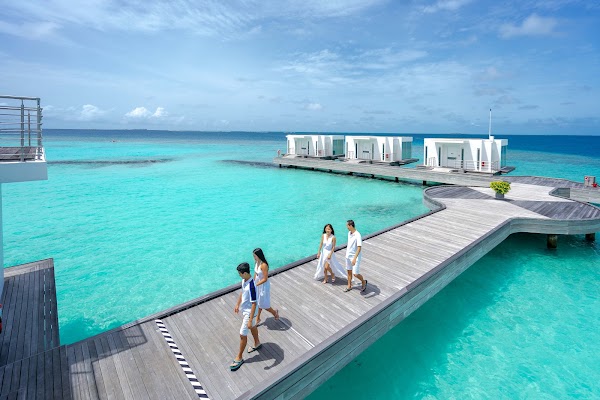 A & M Family Portrait at Jumeirah Maldives Olhahali Island, Jumeirah Maldives Olhahali Island, Kaafu Atoll, Maldives — frame 24