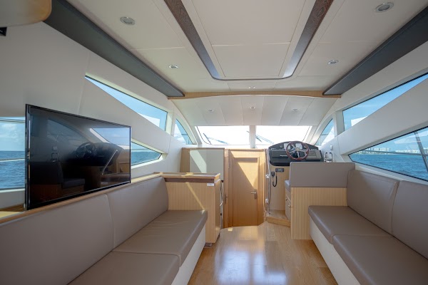 TIFFANY BLANC 14 - Luxury Yacht Charter, Maldives — frame 29