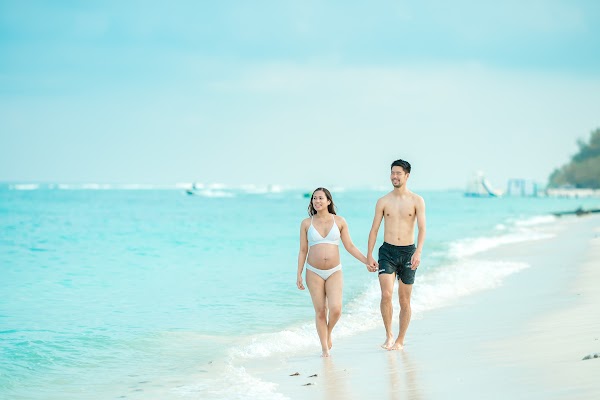 R & O Maternity Portrait at Hulhumale, Hulhumale, Kaafu Atoll, Maldives — frame 22