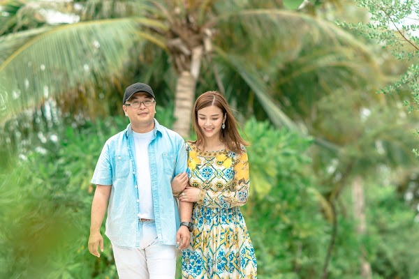 Y & S Honeymoon Portrait at Soneva Jani — frame 4