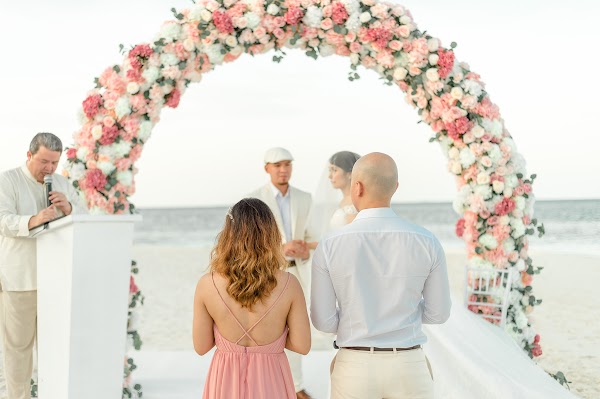 N & A Destination Wedding at Reethi Faru Resort — Nuah + Angel at Reethi Faru, Reethi Faru Resort, Raa Atoll, Maldives — frame 25