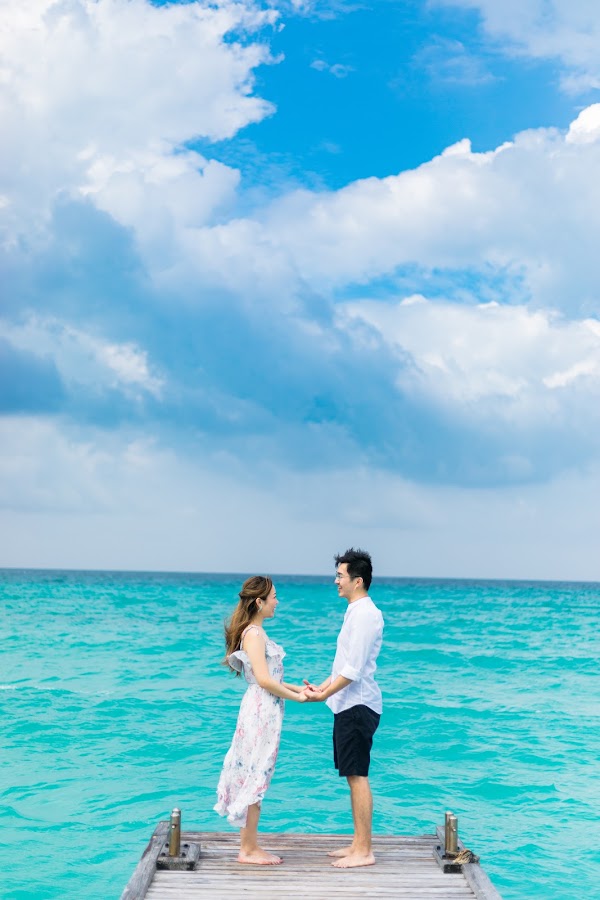 J & H Honeymoon Portrait at Kuramathi Maldives, Kuramathi Maldives, Alifu Alifu Atoll, Maldives — frame 28