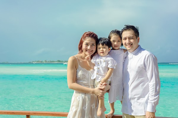 M & M Family Portrait at Anantara Resort and Spa Maldives, Anantara Resort and Spa Maldives, Kaafu Atoll, Maldives — frame 13
