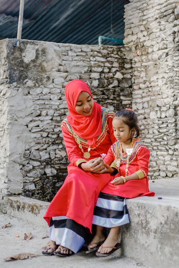 M & S Family Portrait at Fuvahmulah — frame 7