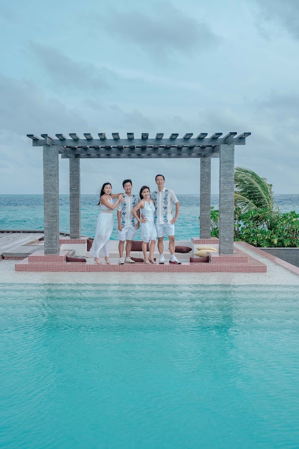A & M Family Portrait at Jumeirah Maldives Olhahali Island, Jumeirah Maldives Olhahali Island, Kaafu Atoll, Maldives — frame 50