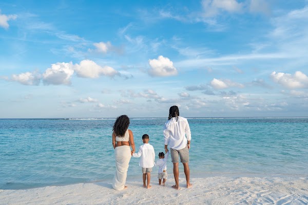 Photographs on Dhidhdhoo — frame 5