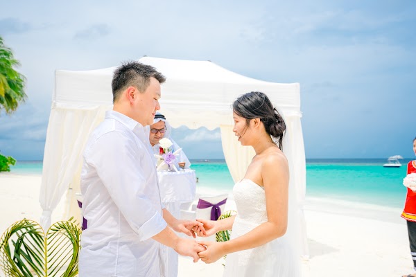 K & W  Elopement at Constance Halaveli Resort, Constance Halaveli Resort, Alifu Alifu Atoll, Maldives — frame 7