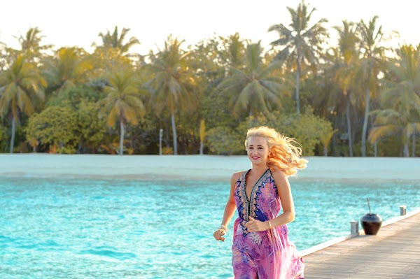 S & F Anniversary Portrait at Kanuhura, Kanuhura, Lhaviyani Atoll, Maldives — frame 31
