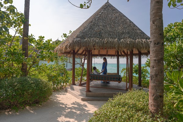 B & P Family Portrait at Four Seasons Resort Maldives at Kuda Huraa, Four Seasons Resort Maldives at Kuda Huraa, Kaafu Atoll, Maldives — frame 27