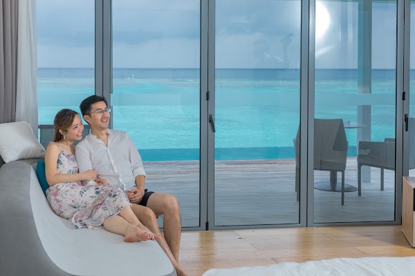 Photographs from Alifu Alifu (North Ari) Atoll, near Thoddoo — frame 8