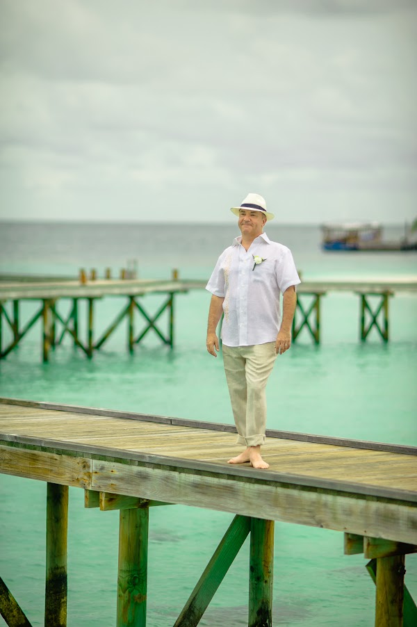 P & G  Elopement at Mirihi Island Resort — frame 4