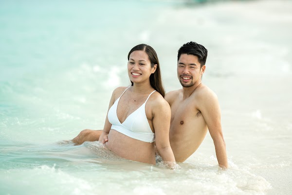 R & O Maternity Portrait at Hulhumale, Hulhumale, Kaafu Atoll, Maldives — frame 11