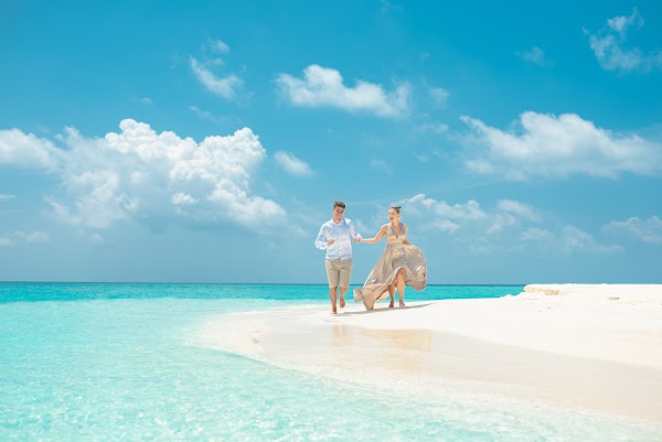 P & L  Proposal at Eriyadhu Island Resort, Eriyadhu Island Resort, Kaafu Atoll, Maldives — frame 13