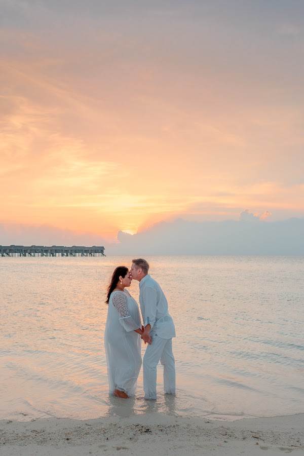 N & J Maternity Portrait at Vakkaru Maldives, Vakkaru Maldives, Baa Atoll, Maldives — frame 45