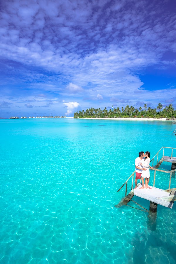 A & H Honeymoon Portrait at Amari Havodda Maldives, Amari Havodda Maldives, Gaafu Dhaalu Atoll, Maldives — frame 37