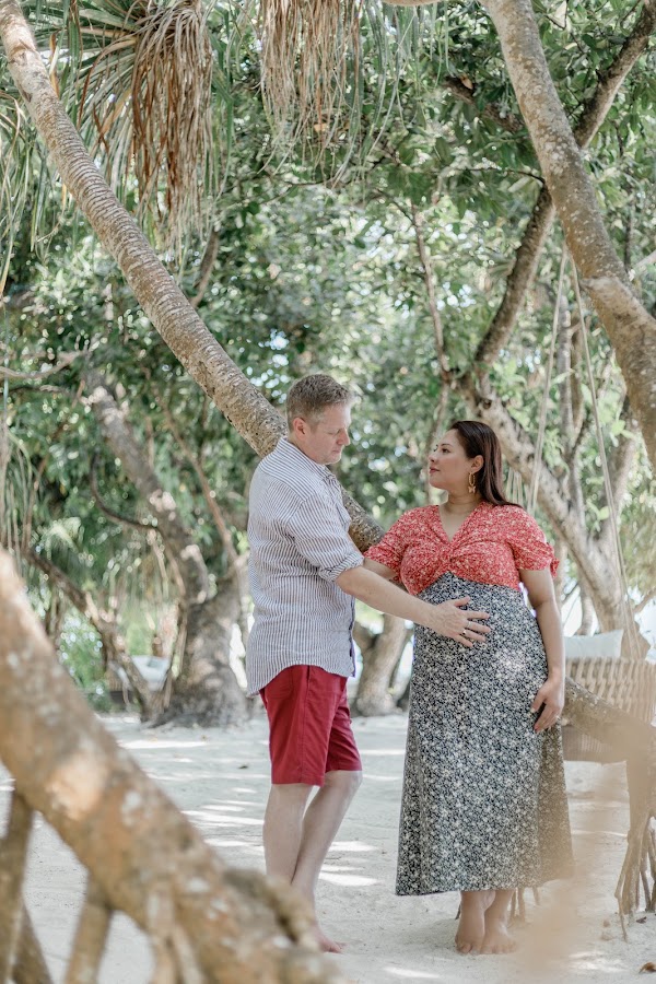 N & J Maternity Portrait at Vakkaru Maldives — photographed at Vakkaru Maldives, Baa (South Maalhosmadulu) Atoll — frame 9