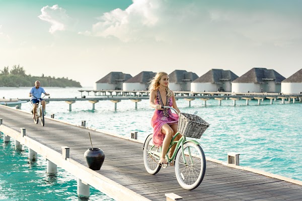 S & F Anniversary Portrait at Kanuhura, Kanuhura, Lhaviyani Atoll, Maldives — frame 42
