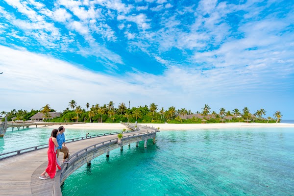 M & S Honeymoon Portrait at Milaidhoo Island Maldives, Milaidhoo Island Maldives, Baa Atoll, Maldives — frame 10