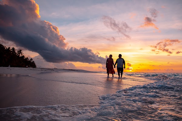 K & J Anniversary Portrait at Fihaalhohi Island Resort, Fihaalhohi Island Resort, Kaafu Atoll, Maldives — frame 47