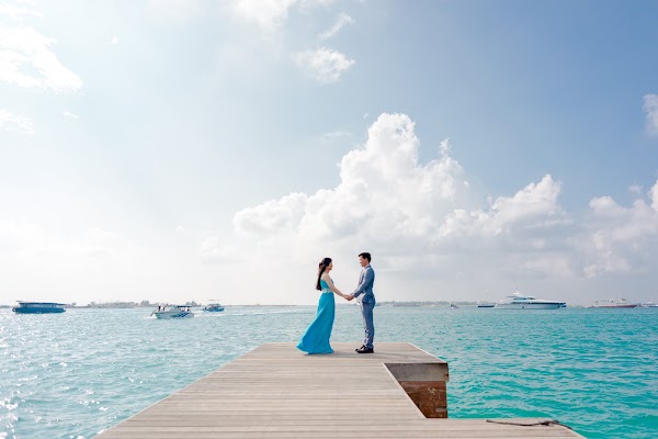 P & N Honeymoon Portrait at Paradise Island Resort and Spa — frame 5