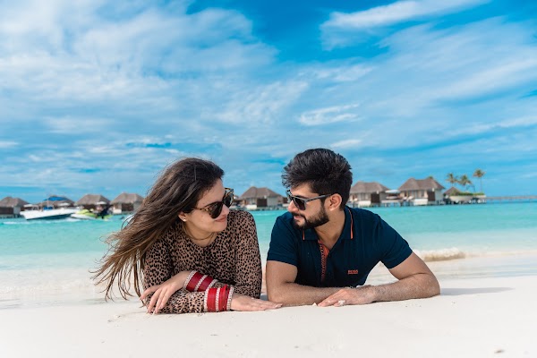 S & R Honeymoon Portrait at Hard Rock Hotel Maldives, Hard Rock Hotel Maldives, Kaafu Atoll, Maldives — frame 8