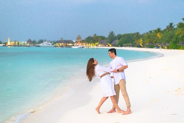 B & P Family Portrait at Four Seasons Resort Maldives at Kuda Huraa, Four Seasons Resort Maldives at Kuda Huraa, Kaafu Atoll, Maldives — frame 45