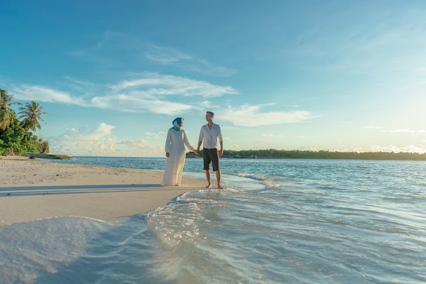 N & R Family Portrait at Finolhu Baa Atoll Maldives — frame 6