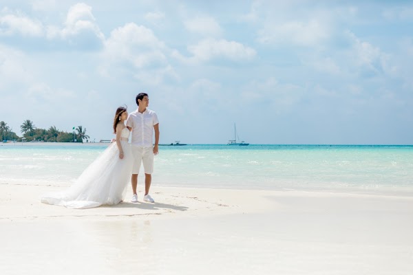H & S Family Portrait at Lux South Ari Atoll, Maldives, Lux South Ari Atoll, Maldives, Alifu Dhaalu Atoll, Maldives — frame 9