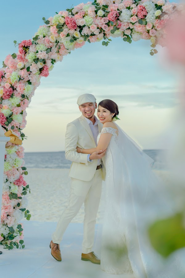 N & A Destination Wedding at Reethi Faru Resort — Nuah + Angel at Reethi Faru, Reethi Faru Resort, Raa Atoll, Maldives — frame 31