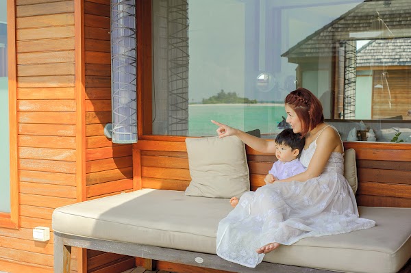 M & M Family Portrait at Anantara Resort and Spa Maldives, Anantara Resort and Spa Maldives, Kaafu Atoll, Maldives — frame 3