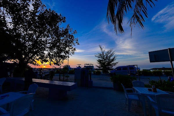 J & N  Elopement at Maafushi — frame 9