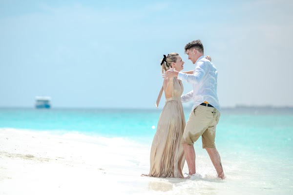 P & L  Proposal at Eriyadhu Island Resort, Eriyadhu Island Resort, Kaafu Atoll, Maldives — frame 22