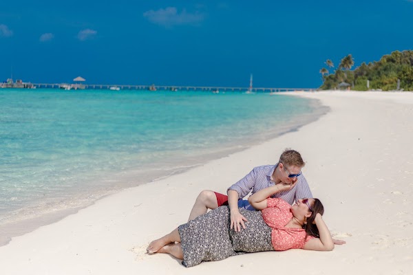 N & J Maternity Portrait at Vakkaru Maldives, Vakkaru Maldives, Baa Atoll, Maldives — frame 10