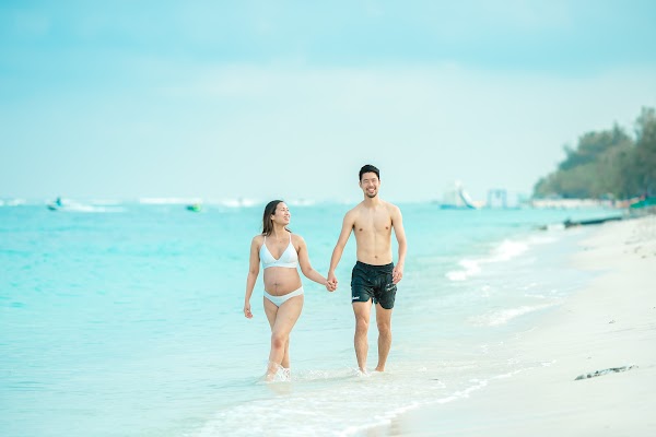 R & O Maternity Portrait at Hulhumale, Hulhumale, Kaafu Atoll, Maldives — frame 23