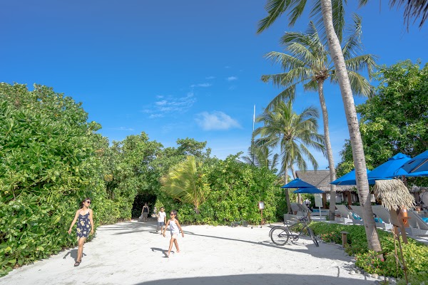 S & B Family Portrait at Dusit Thani Maldives, Dusit Thani Maldives, Baa Atoll, Maldives — frame 43
