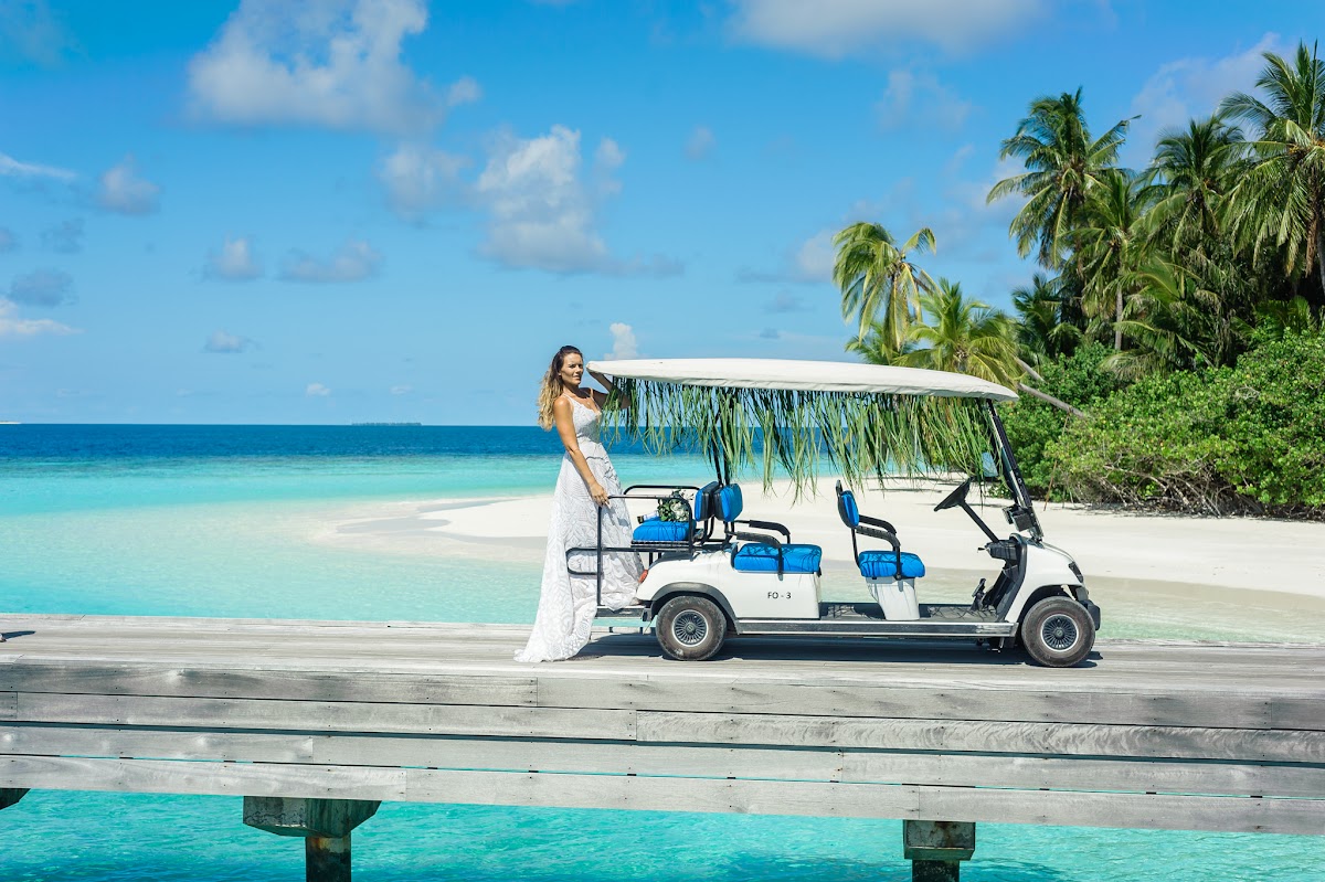 K & N  Elopement at Konotta Maldives — frame 15